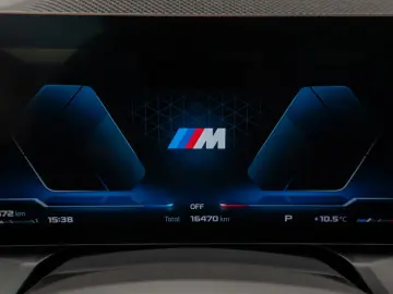 BMW X3 M50 Panorama 360 HUD DAB H K Komfort Alarm