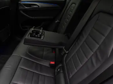 BMW X4 xD30d M Sport Panorama Laser Kamera HUD HiFi