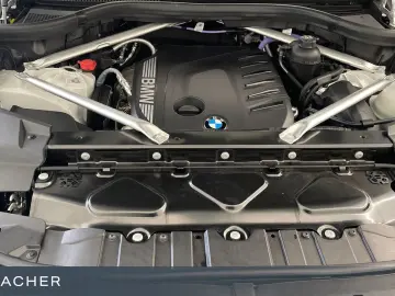 BMW X5 xDr30d A M-Sport PRO Standh 360  20 LM