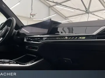 BMW X5 xDr30d A M-Sport PRO Standh 360  20 LM