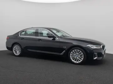 BMW 530e Luxury Line ACC Laser 360  HUD DAB Sport