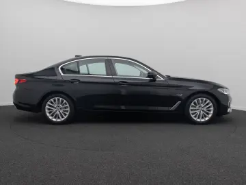 BMW 530e Luxury Line ACC Laser 360  HUD DAB Sport