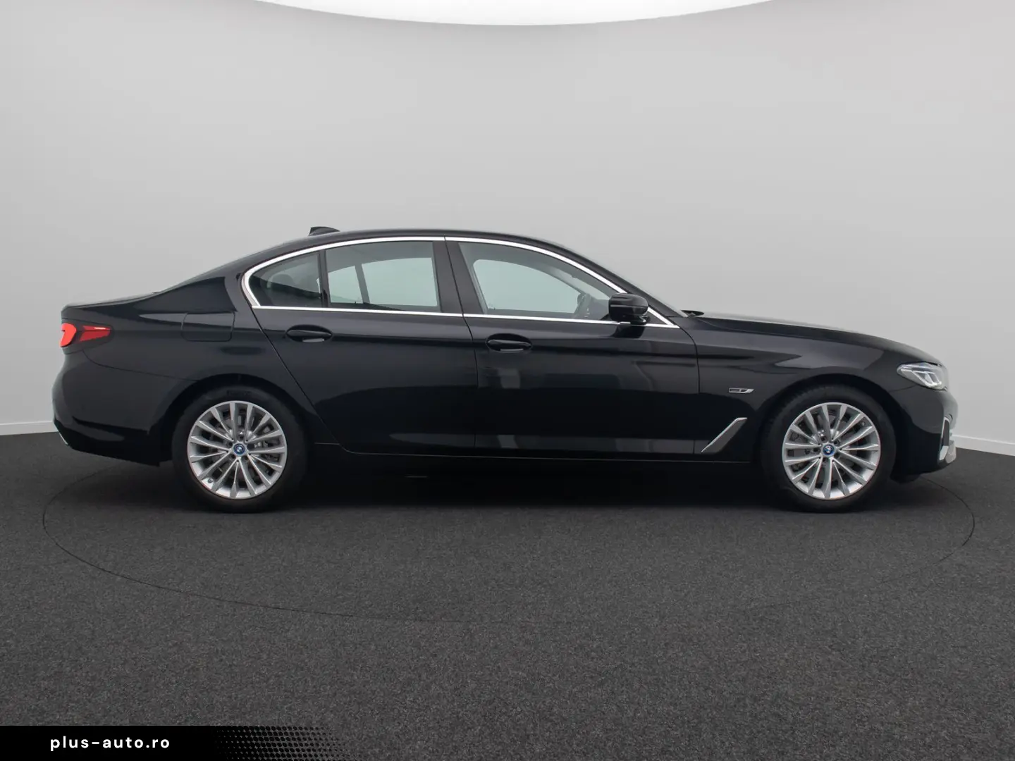 BMW 530e Luxury Line ACC Laser 360  HUD DAB Sport