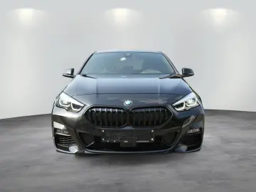 BMW 218 i Gran Coupe M Sport AHK H&K HuD Pano 1.Hd