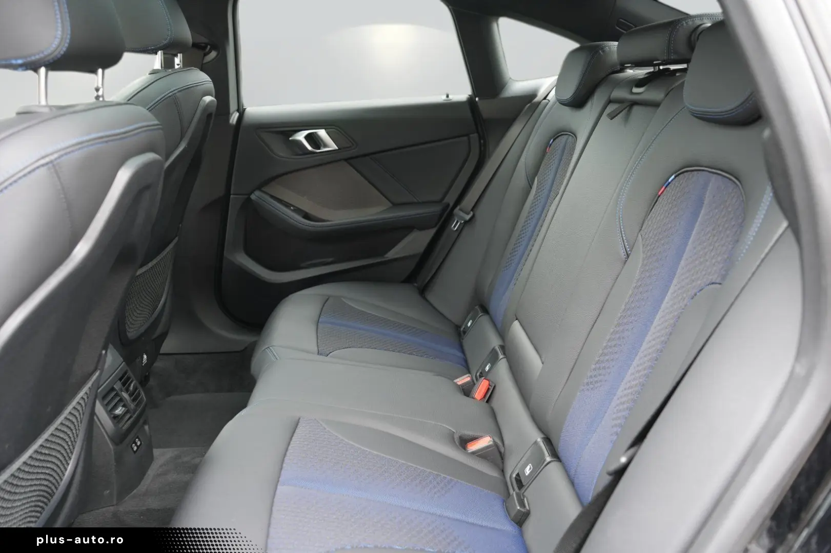 BMW 218 i Gran Coupe M Sport AHK H&K HuD Pano 1.Hd