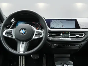 BMW 218 i Gran Coupe M Sport AHK H&K HuD Pano 1.Hd