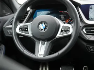 BMW 218 i Gran Coupe M Sport AHK H&K HuD Pano 1.Hd