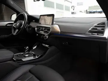 BMW X4 40i AHK HUD 360  LASER LED STANDHZ W-LAN SHZ