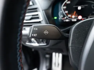 BMW X4 40i AHK HUD 360  LASER LED STANDHZ W-LAN SHZ