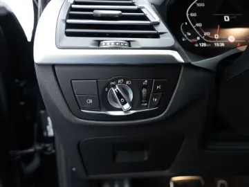 BMW X4 40i AHK HUD 360  LASER LED STANDHZ W-LAN SHZ