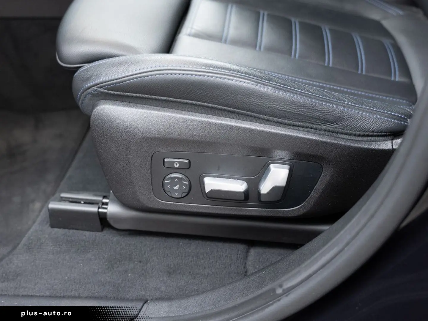 BMW X4 40i AHK HUD 360  LASER LED STANDHZ W-LAN SHZ