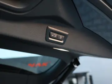 BMW X5 30d xDrive M Sport SoftClose Luft Iconic-Glow