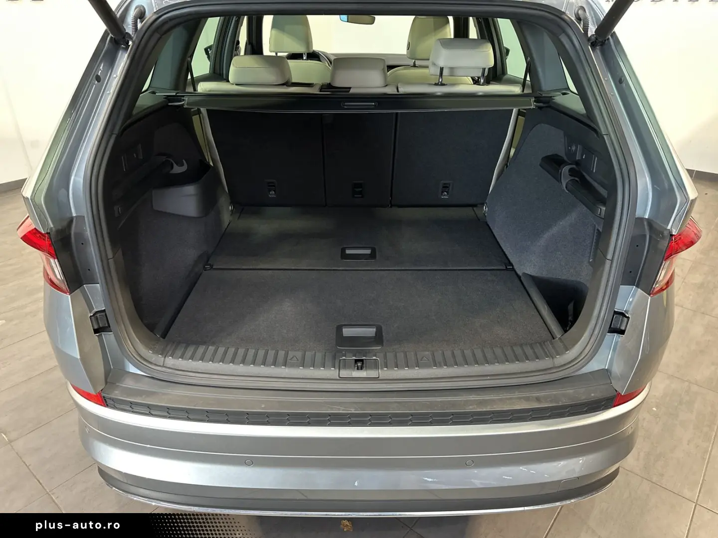 SKODA Kodiaq 2.0 TDI DSG L&K 4x4 NAV LED PANO 360  VC