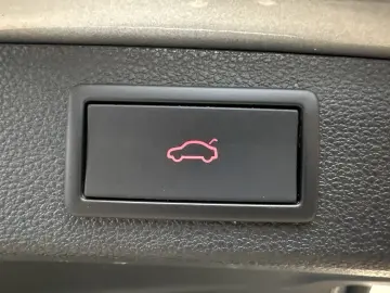 SKODA Kodiaq 2.0 TDI DSG L&K 4x4 NAV LED PANO 360  VC