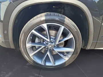 SKODA Kodiaq Sportline 2.0 TDI 4x4 DSG Pano Standh. Ca