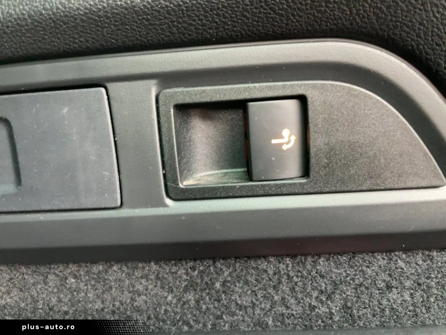 SKODA Kodiaq Sportline MATRIX APP DAB AHK PANO VIRT