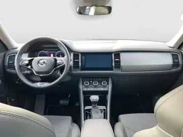 SKODA Kodiaq 2.0 TDI 4x4 DSG Style AHK LED NAVI PANO