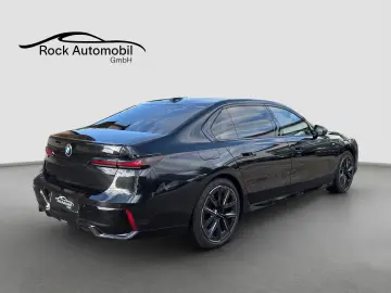 BMW 740 d xDrive M Sport Pro Monat 699 € NP 174t €