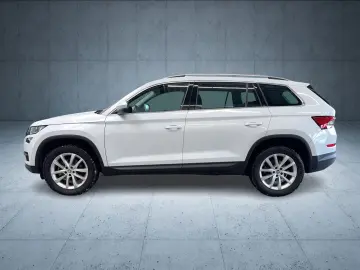 SKODA Kodiaq 2.0 TDI DSG Style  LEDER