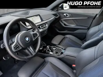 BMW M235i xDrive Gran Coupe. Harman Kardon. el. Sitz