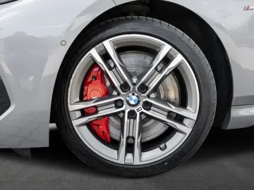 BMW M235i xDrive Gran Coupe. Harman Kardon. el. Sitz