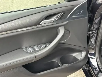 BMW X4 xDrive20i M-Paket Aut.   AHK   Pano   19