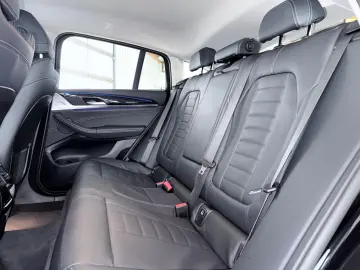 BMW X4 xDrive 30i - ACC LED CarPlay Leder