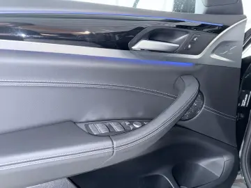 BMW X4 xDrive 30i - ACC LED CarPlay Leder