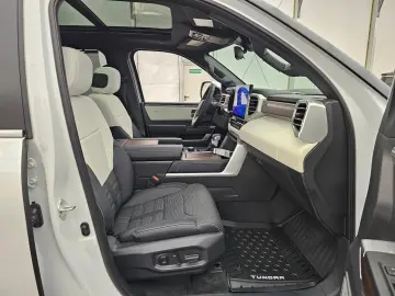 Toyota Tundra Capstone 3.5