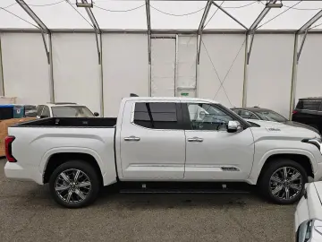 Toyota Tundra Capstone 3.5