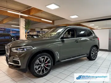 BMW X5 xDrive 30d xLine M-Paket Laserlicht HUD Stand