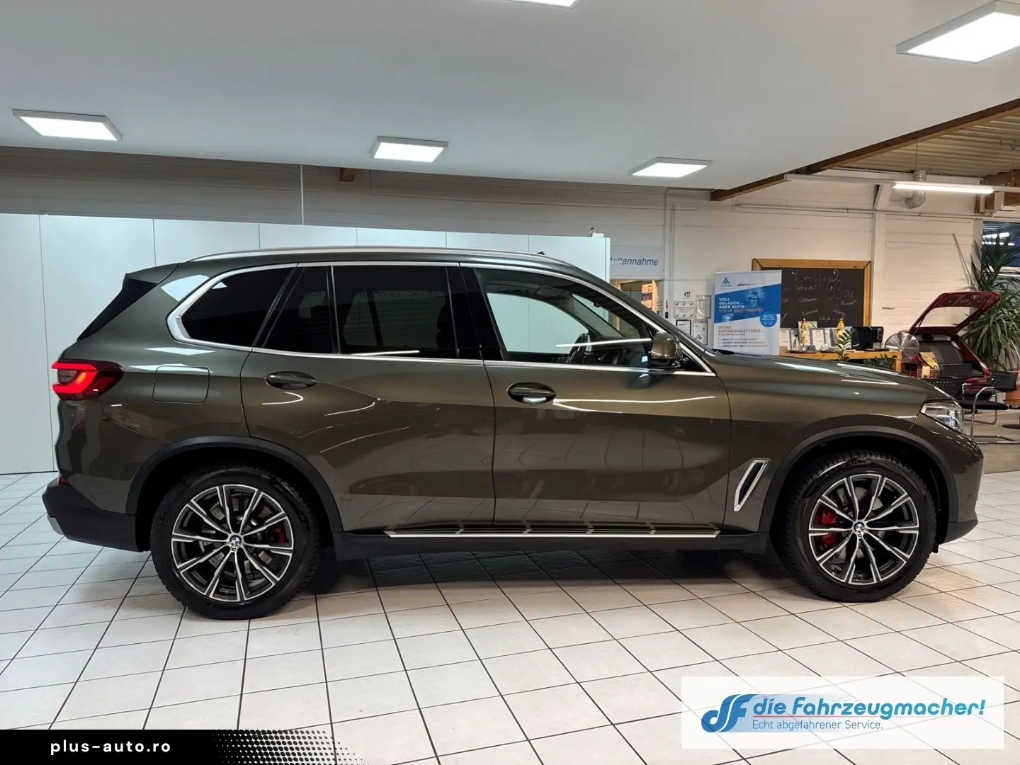 BMW X5 xDrive 30d xLine M-Paket Laserlicht HUD Stand