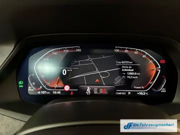 BMW X5 xDrive 30d xLine M-Paket Laserlicht HUD Stand