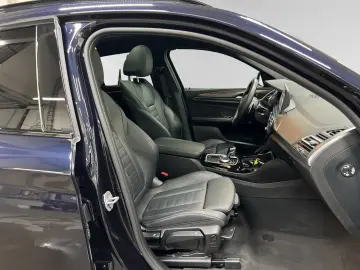 BMW X4 xDrive30d M Sport AHK Pano LCProf. Stop&Go