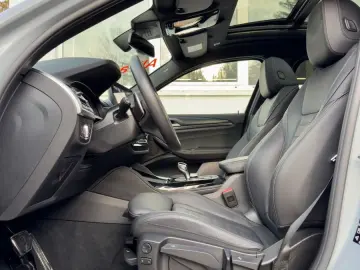 BMW X4 xDrive 30d M Sport AHK Pano Laser HUD NP93000