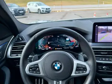 BMW X4 xDrive 30d M Sport AHK Pano Laser HUD NP93000