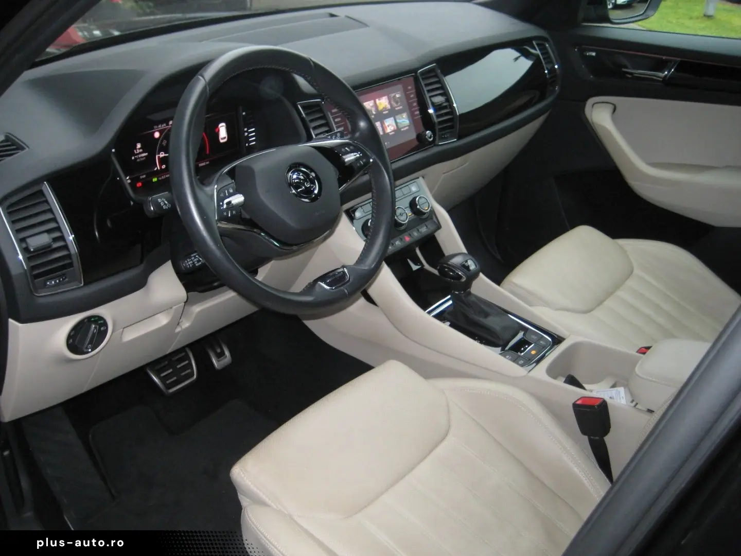 SKODA Kodiaq L&K 2.0 TDI 147kW DSG 4x4 LED AHK DCC SHZ