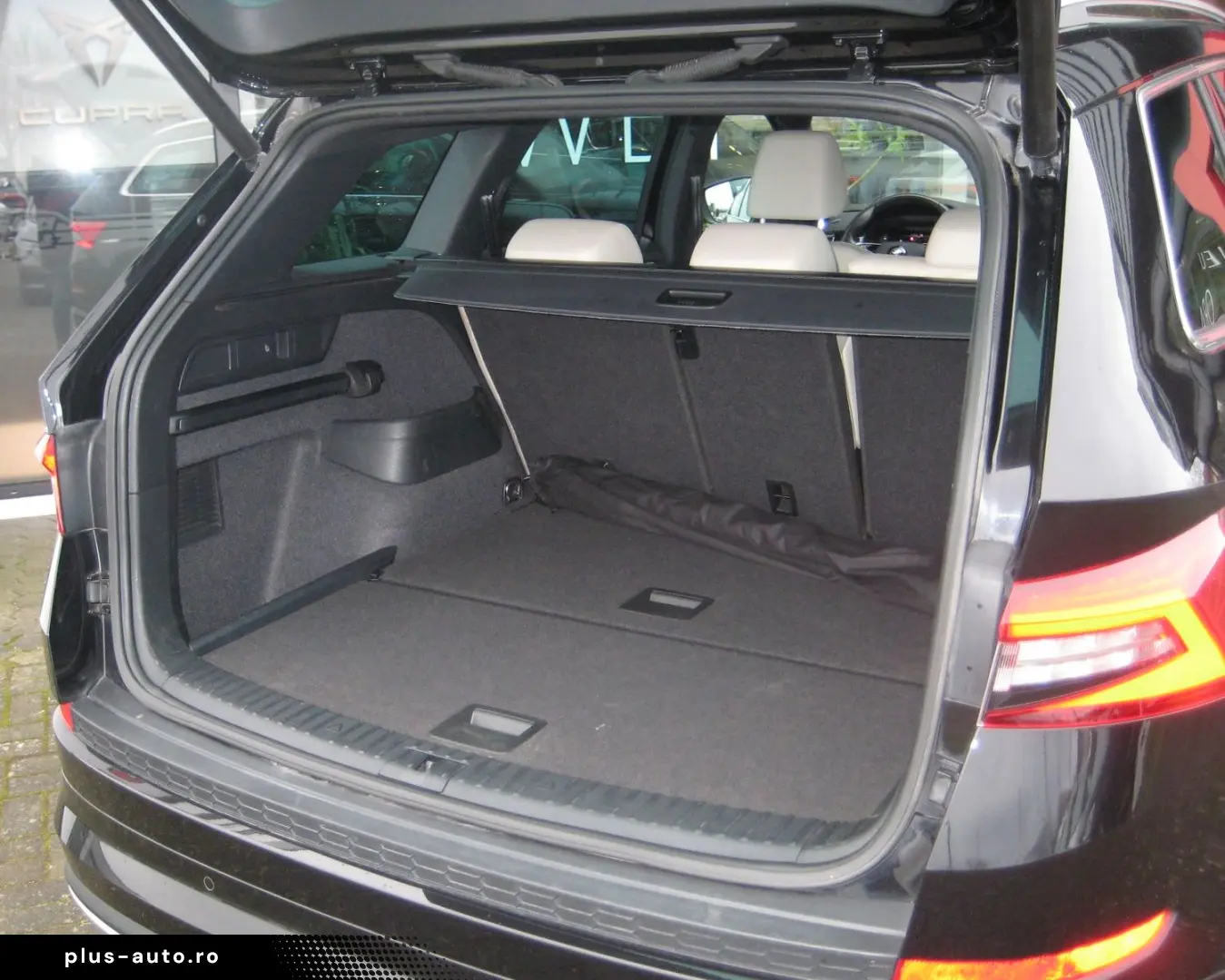 SKODA Kodiaq L&K 2.0 TDI 147kW DSG 4x4 LED AHK DCC SHZ