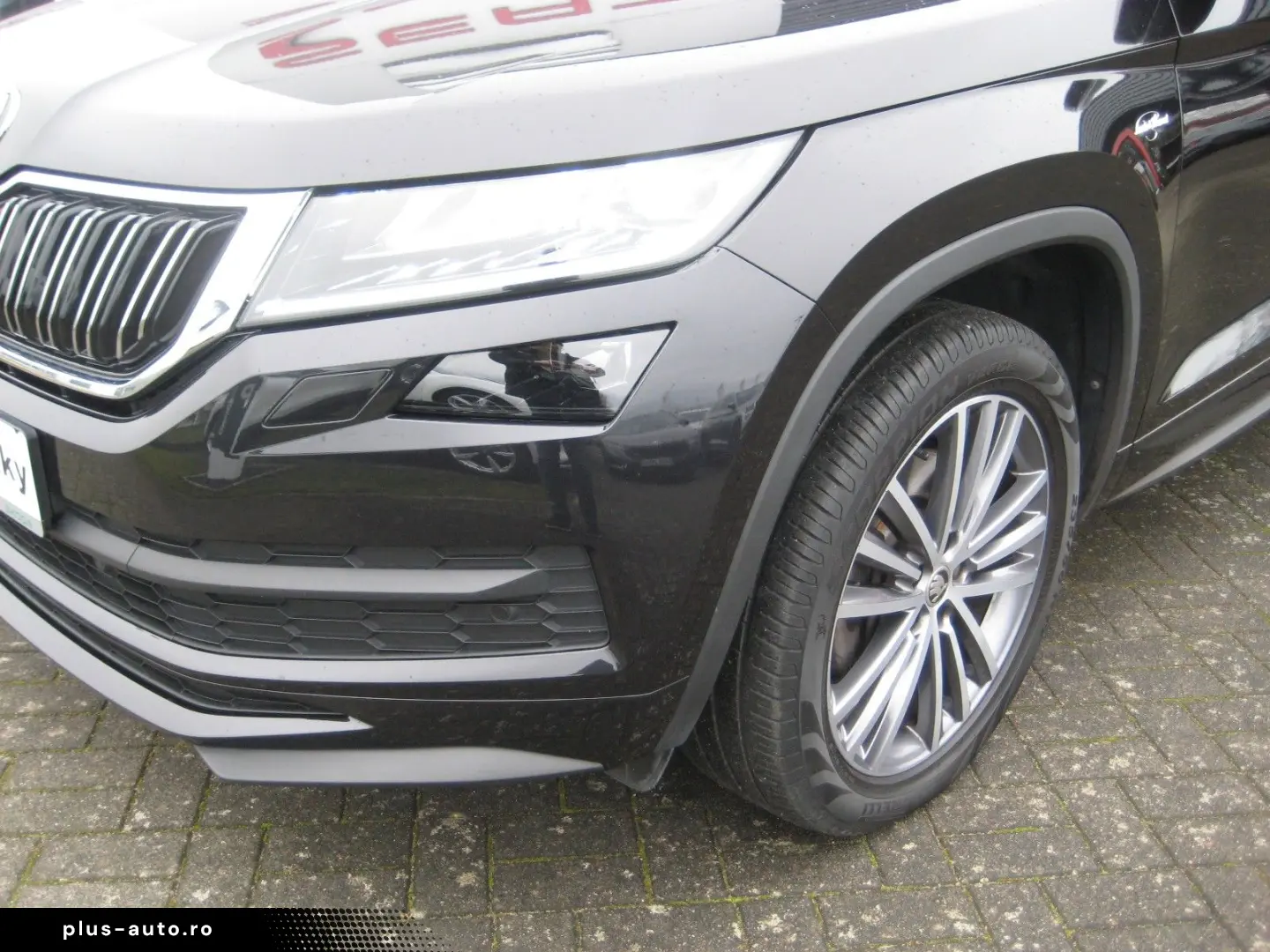 SKODA Kodiaq L&K 2.0 TDI 147kW DSG 4x4 LED AHK DCC SHZ