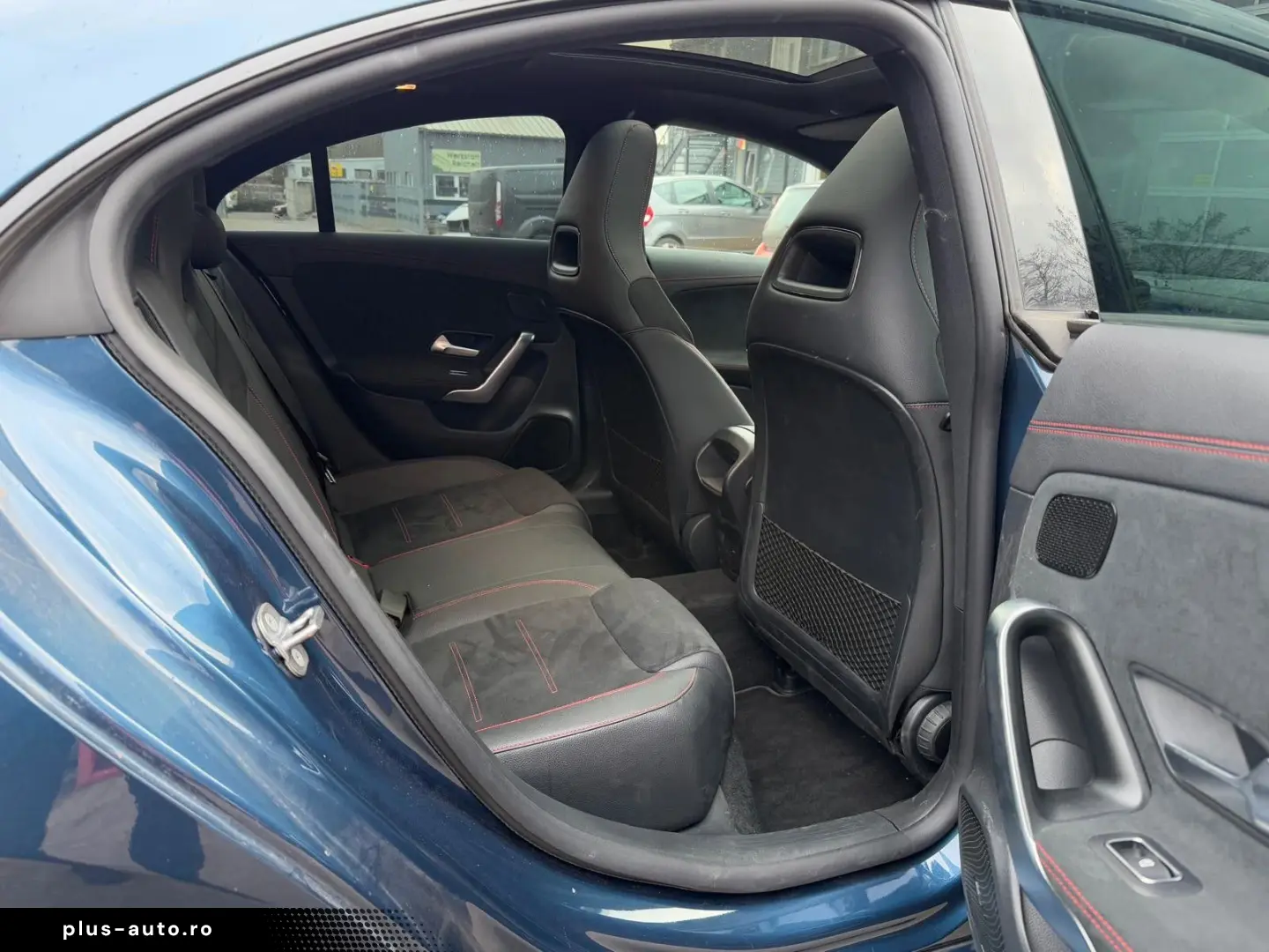 MERCEDES-BENZ CLA 250 AMG Line 4Matic