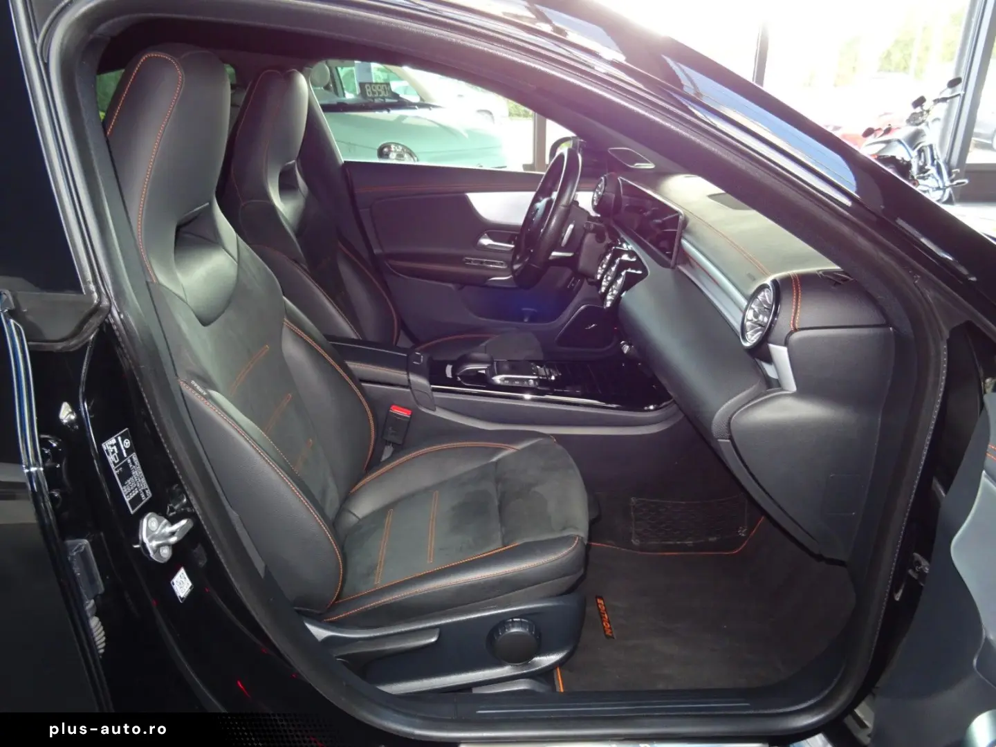 MERCEDES-BENZ CLA 250 Edition1  AMG line  Autom  Navi  LED