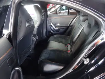 MERCEDES-BENZ CLA 250 Edition1  AMG line  Autom  Navi  LED