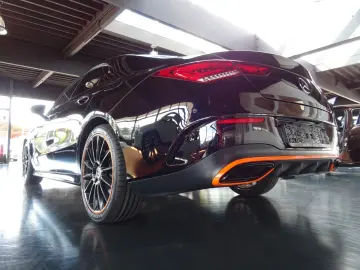 MERCEDES-BENZ CLA 250 Edition1  AMG line  Autom  Navi  LED