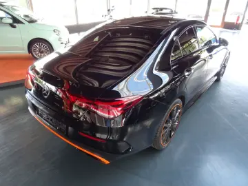 MERCEDES-BENZ CLA 250 Edition1  AMG line  Autom  Navi  LED