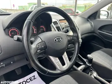 Kia Ceed 1.4 Benzina 2012 Navi E5