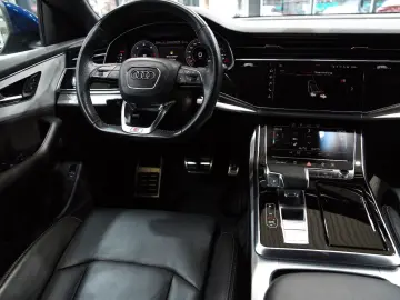 AUDI Q8 45 TDI