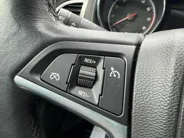 Opel Astra J 2011 AUTOMATA 1.4 Benzină E5