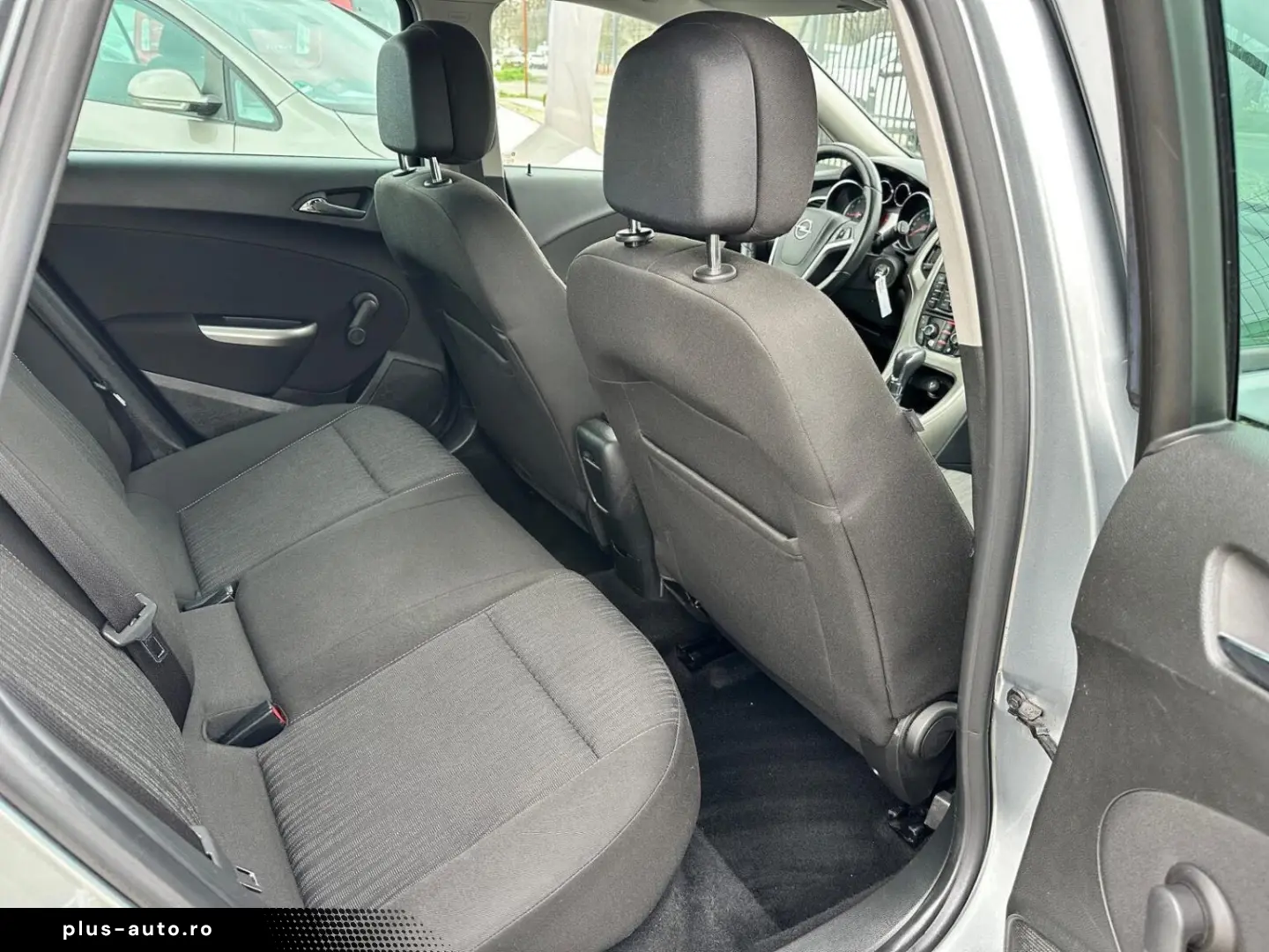 Opel Astra J 2011 AUTOMATA 1.4 Benzină E5