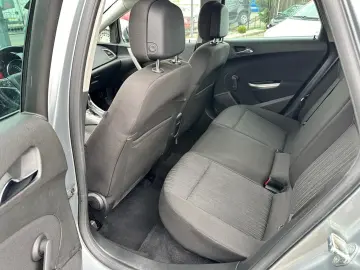 Opel Astra J 2011 AUTOMATA 1.4 Benzină E5