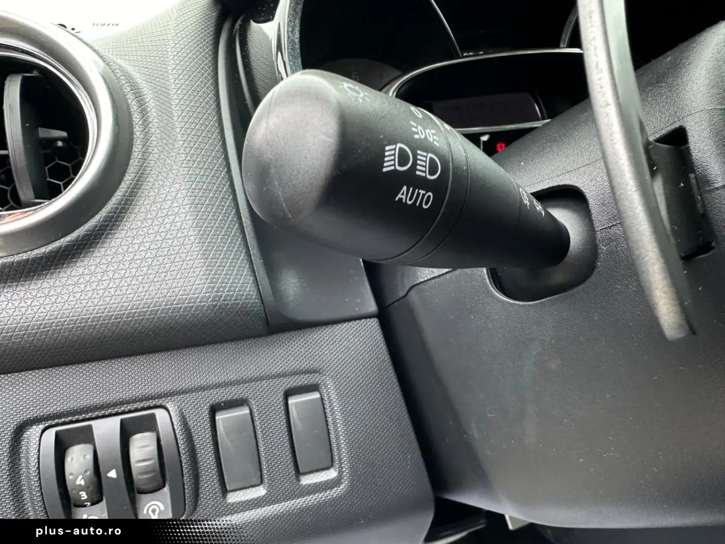 RENAULT CLIO GT 1.2 BENZINA AUTOMAT 2015